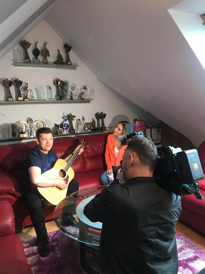 Zenek śpiewa z Olą Kot