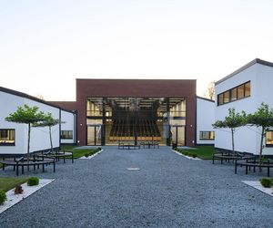 Szkoła w Rudzie Śląskiej, TKHolding