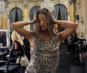 Julia Wieniawa i Grażyna Torbicka podbijają Paryż