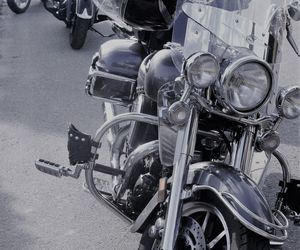 Wojtek Cugowski zagra na zakończenie sezonu motocyklowego. Wcześniej kierowcy przejadą uroczystą paradą