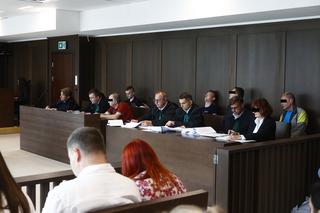 Gang trucicieli na ławie oskarżonych. Mieli mordować ludzi zatrutą wódką