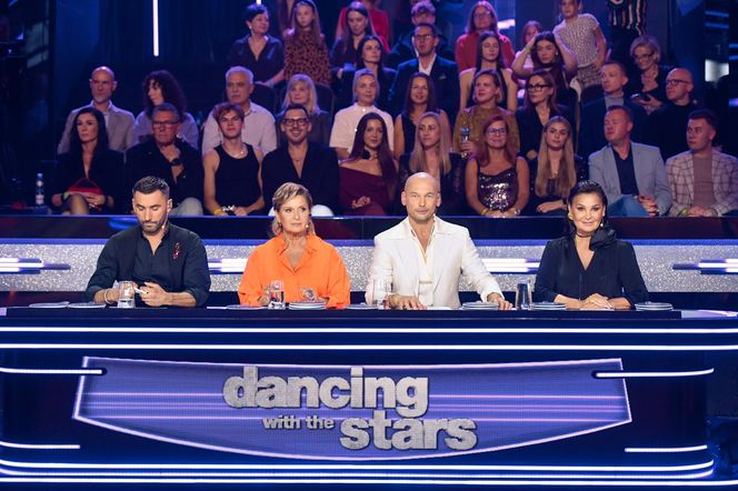 Czarna Mamba bez grzywki! Nowy wizerunek jurorki rozgrzał internet