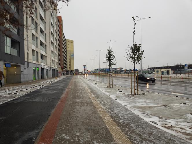 Gołoledź, marznące opady i oblodzone chodniki. Tak wyglądał poranek na drogach w Białymstoku