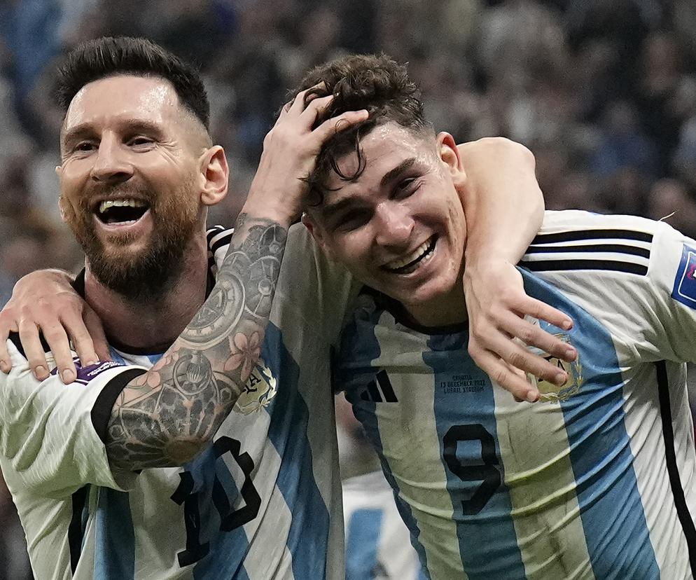 Leo Messi, Julian Alvarez