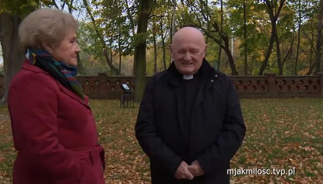 M jak miłość. ksiądz (Maciej Damięcki), Barbara (Teresa Lipowska)