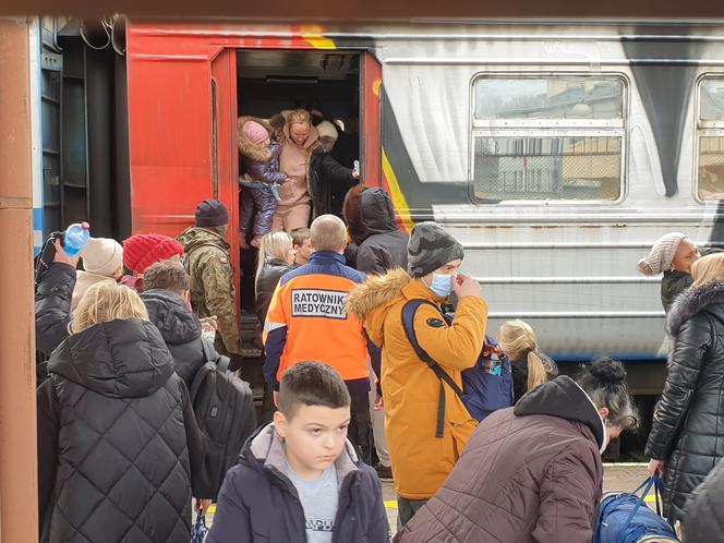 Ukraińcy uciekają do Polski pociągami