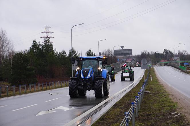 Protest rolników z 20 lutego. Blokada drogi obok Białegostoku