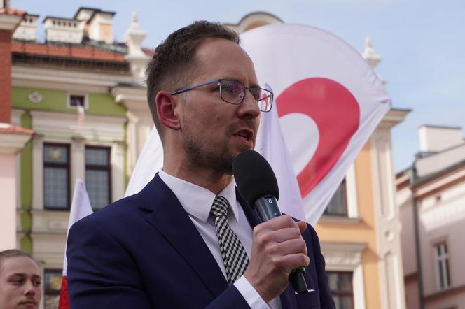 Rafał Trzaskowski poparł Jakuba Kwaśnego w walce o fotel prezydenta Tarnowa