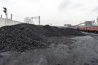 Szczęśliwcy kupią węgiel od gminy grubo poniżej 2000 zł. Wystarczy taki wniosek 