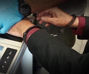 74-latek usłyszał zarzut napaści na ratowników medycznych 