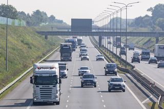 Aż cztery pasy ruchu w każdą stronę. To będzie najszersza autostrada w Polsce. Decyzja zapadła