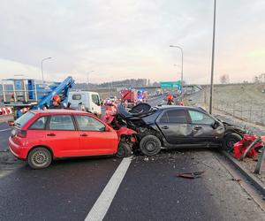 Wypadek na obwodnicy Olsztyna. Jedna osoba ranna po zderzeniu aut [ZDJĘCIA]