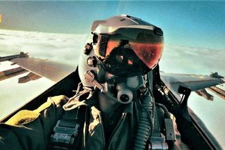 F-16 strażnikami nieba nad Ukrainą. Ich piloci dzielą się doświadczeniami