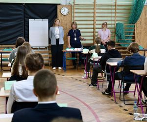 Egzamin ósmoklasisty matematyka 2025. Pobierz odpowiedzi, zobacz arkusze. Wszystko już jasne