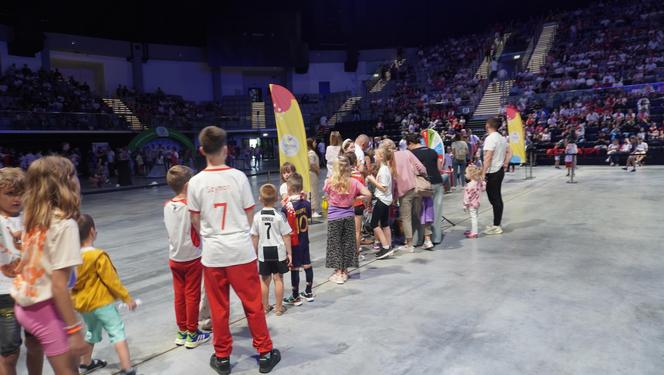 Euro 2024. Tysiące fanów piłki nożnej w Strefie Kibica w hali Urania w Olsztynie. Zobacz zdjęcia!