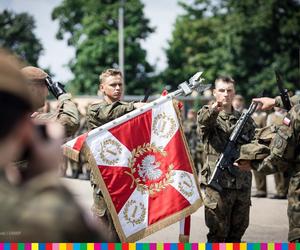 Wakacje z WOT. Nowi Terytorialsi z Podlasia złożyli przysięgę w Białymstoku [ZDJĘCIA]