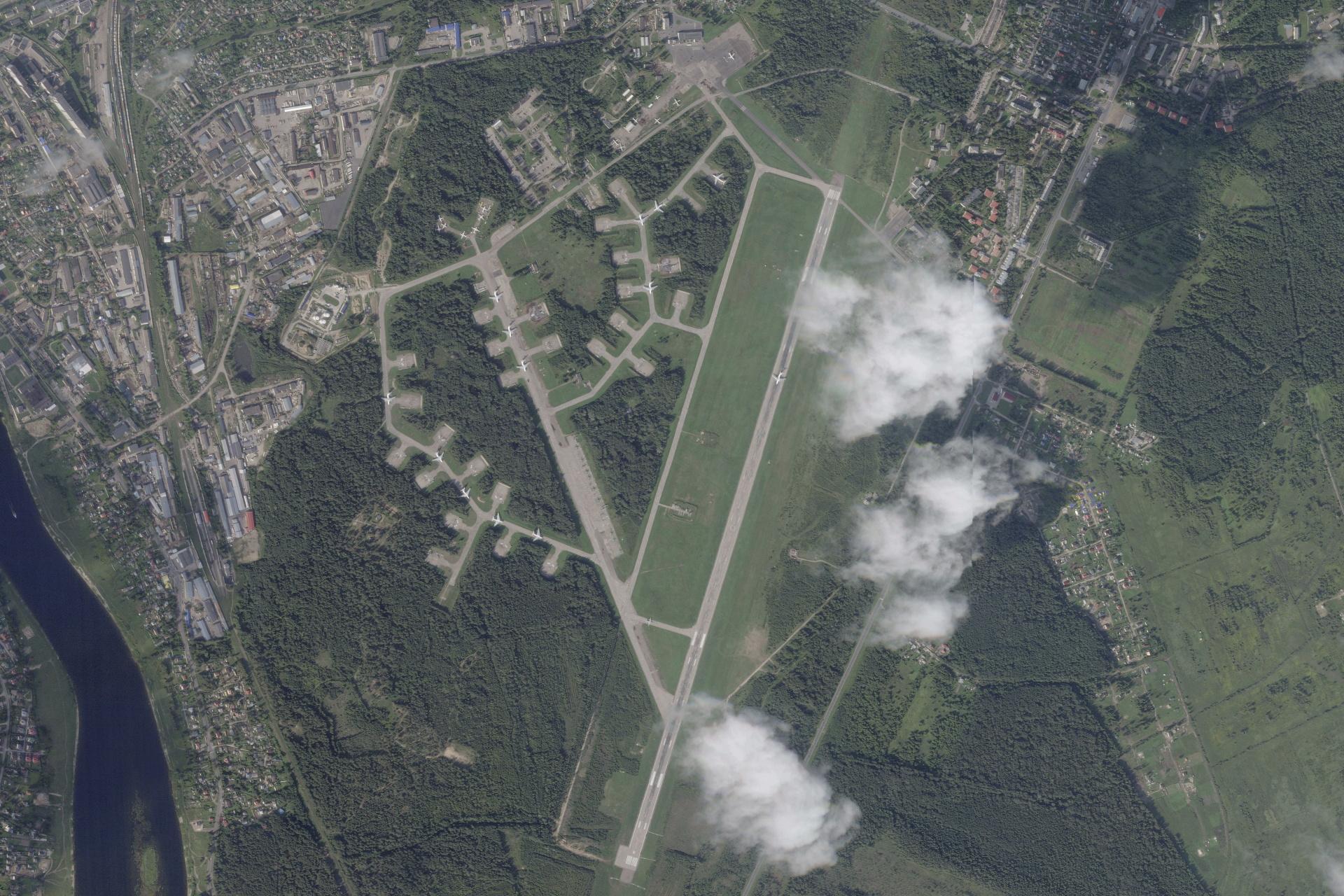  satelity i wojna