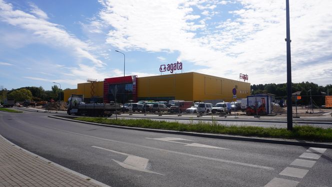 To pierwszy salon tej marki w Olsztynie. Postępują prace na budowie. Kiedy otwarcie?