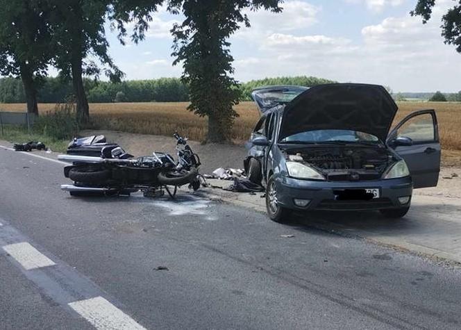 W wypadku w powiecie łosickim ucierpieli kierowca i pasażerka motocykla