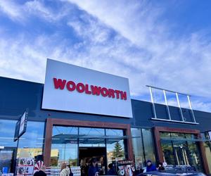 Tłumy na otwarciu sklepu Woolworth w Gorzowie