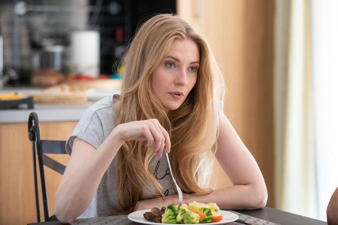 Na Wspólnej odcinek 2790, Elżbieta (Paulina Chapko)