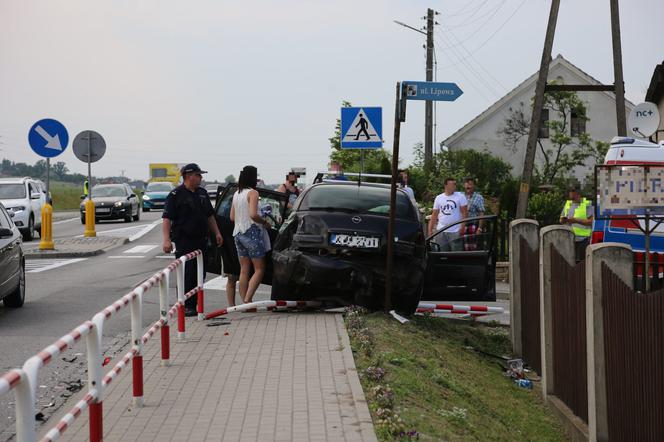Kolizja PREZYDENCKIEJ kolumny! W wypadku wzięło udział auto z dwójką DZIECI! [ZDJĘCIA]