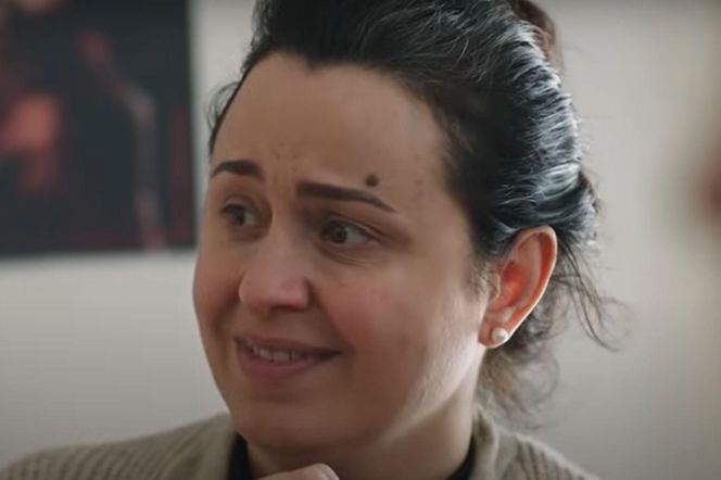 Semra oniemieje na widok córki. Dawno się tak nie uśmiechała 