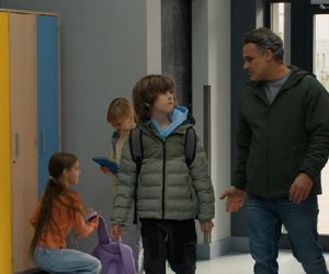 Barwy szczęścia. Grześ (Noah Culbreth), Karol (Jan Wieczorkowski)