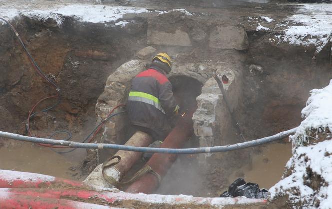 Aż 130 budynków bez ciepła na Pradze i 40 na Mokotowie