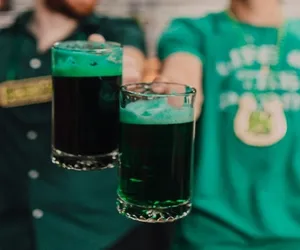 Dzień Świętego Patryka 2023. Gdzie w Białymstoku można się napić zielonego piwa?