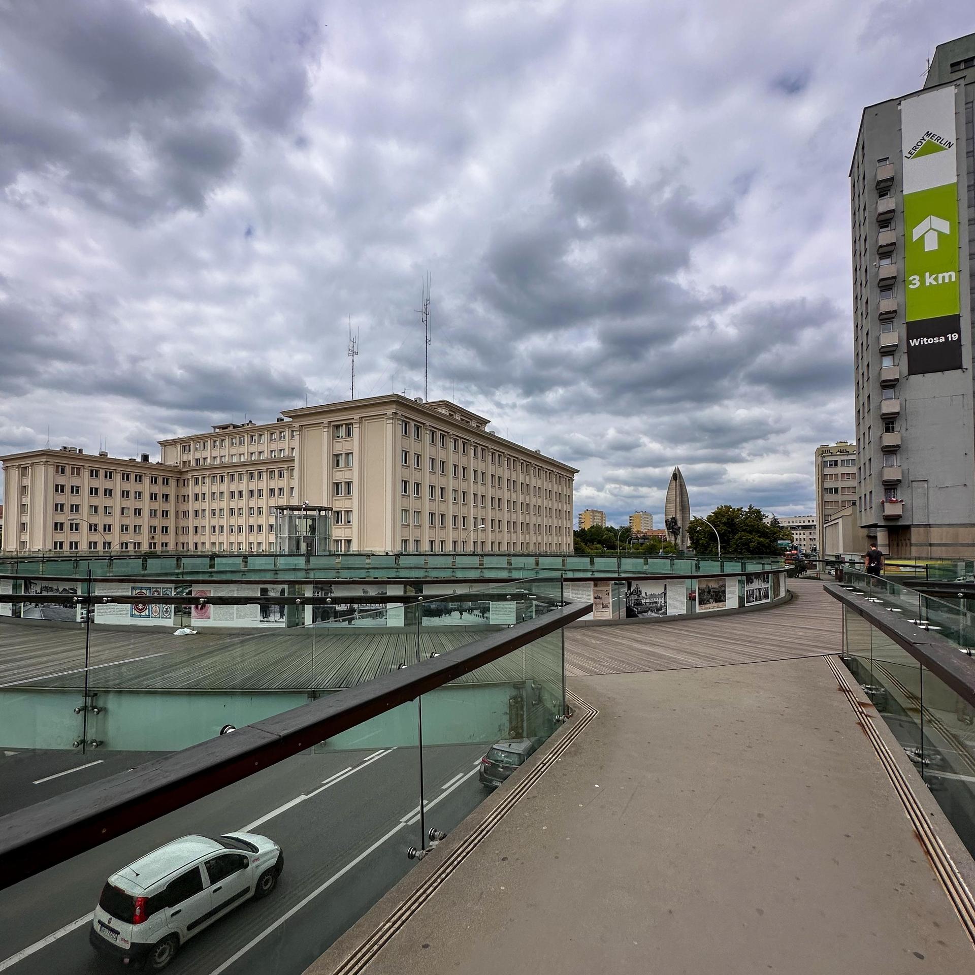 Okrągła kładka dla pieszych w Rzeszowie