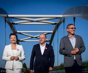 Nowy wiadukt w Hucisku (pow. bielski). Zastąpił starą, 50-letnią konstrukcję