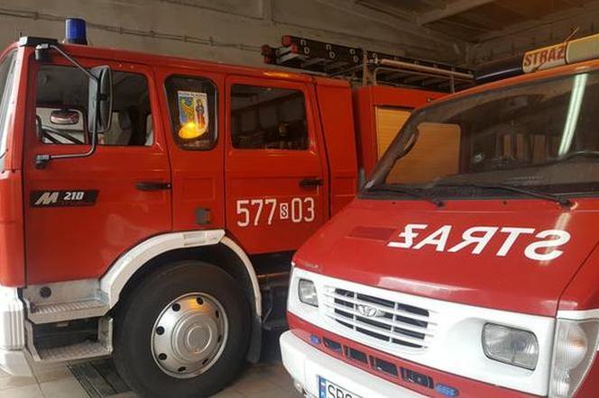 3 osoby trafiły do szpitala po pożarze kamienicy w Świętochłowicach