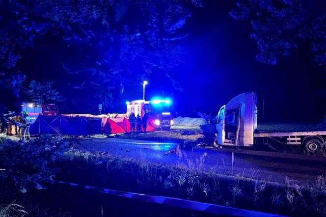  Pogrzeb rodzeństwa w Tuszowie Narodowym. Dominika i Grzegorz zginęli w wypadku. Trafili na pijanego kierowcę lawety
