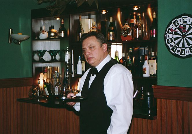 Tragedia! Nie żyje barman ze "Złotopolskich"!