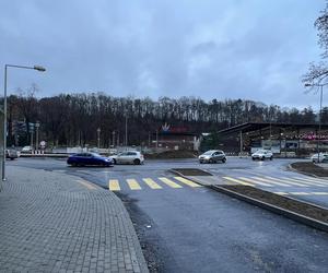 Część ronda przy Słowiańskiej jest już przejezdna. Są nowe zasady organizacji ruchu