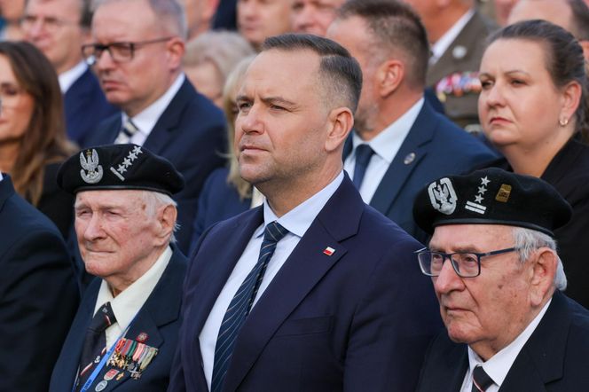 81. rocznica Powstania Warszawskiego. Uroczysta msza święta na pl. Krasińskich