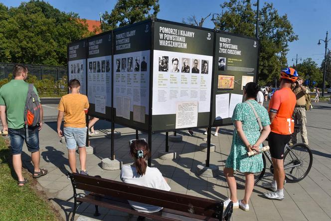 Obchody 80. rocznicy wybuchu Powstania Warszawskiego w Toruniu. Mieszkańcy grodu Kopernika pamiętają o bohaterach