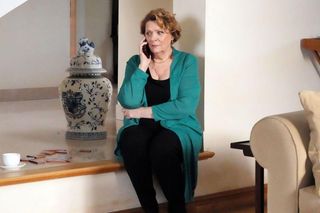 	Barwy szczęścia odc. 3201. Józefina Rawiczowa (Elżbieta Jarosik)