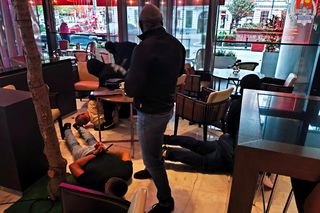 „Słowik” znowu za kratami! Gangster zatrzymany za wymuszenie haraczu w Warszawie