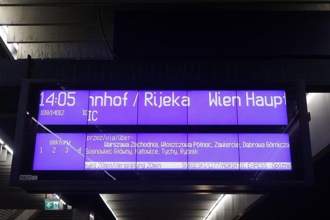 Pierwszy pociąg do Rijeki odjechał z Warszawy! Tłumy pasażerów. Wszystkie miejsca zajęte