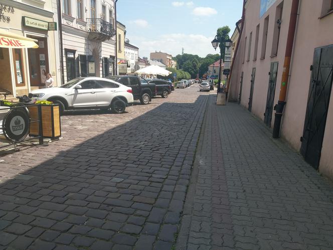 Konserwator zabytków nie chce granitowych płyt na Mickiewicza w Rzeszowie