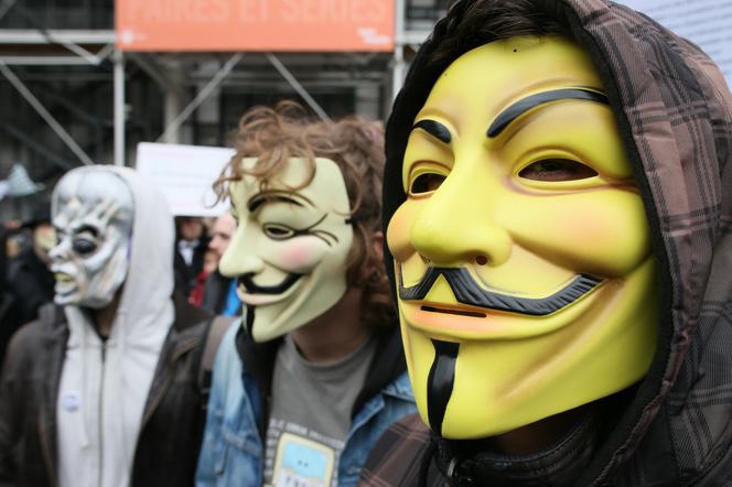 Anonymous wykradli WAŻNE dane rosyjskiego urzędu cenzury. Co to oznacza? 