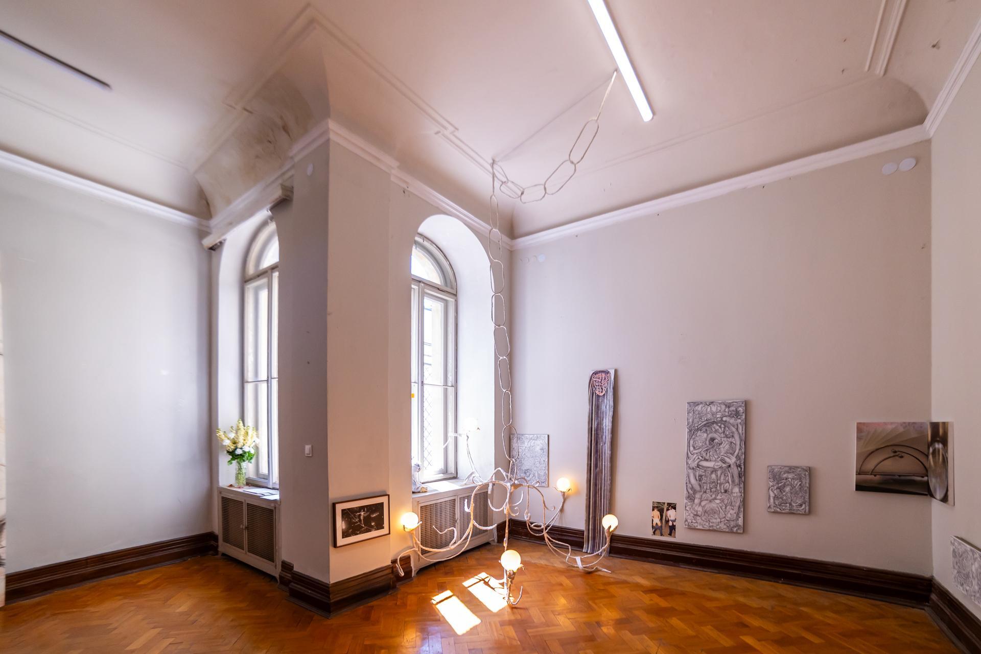 NADA Villa czyli Willa Gawrońskich w Warszawie - zdjęcia wnętrz zabytkowego pałacu i byłej ambasady