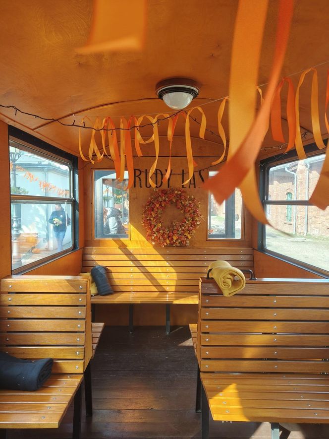 Jesienna atrakcja dla całej rodziny. Zabytkowa stacja w Rudach zaprasza na Pumpkin Express