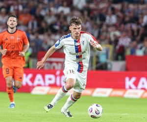 Górnik Zabrze - Termalica Nieciecza. Niesamowita atmosfera na Arenie Zabrze! Kibice Górnika dopingują swoją drużynę