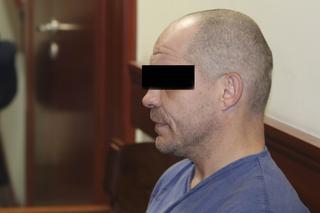 Legnica. Obciął zwłokom głowę