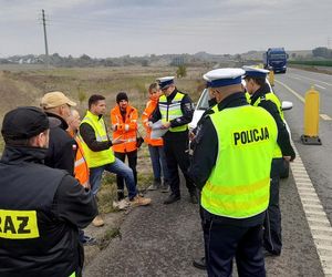 Czworo dzieci zginęło w karambolu na S7 pod Gdańskiem. Specjalna komisja na miejscu