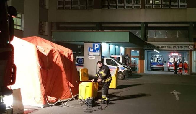 Koronawirus w Rybniku: Powstały namioty-izolatki dla zarażonych!