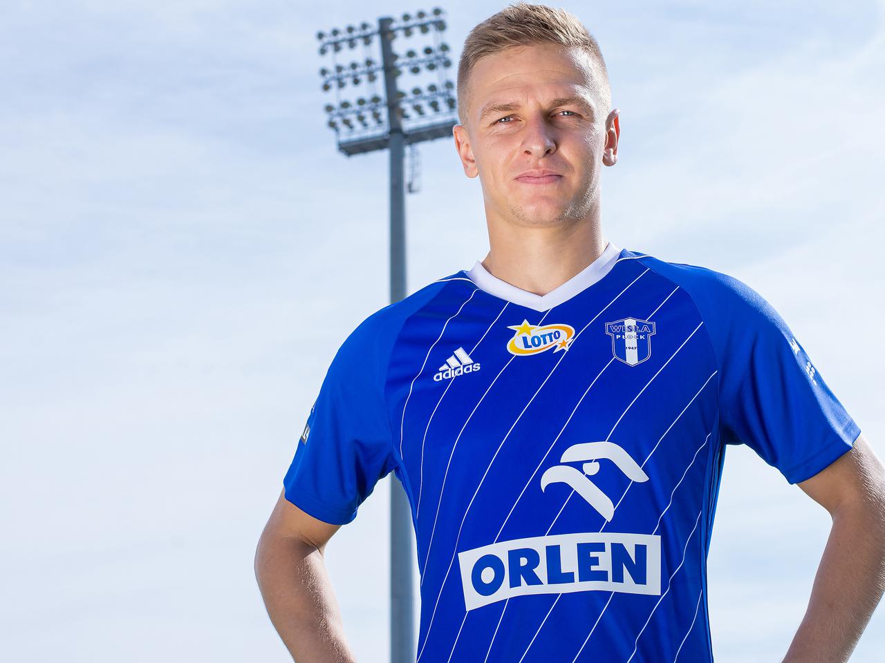 Mateusz Szwoch zostaje w Płocku na dłużej! Zawodnik podpisał nowy kontrakt z Nafciarzami